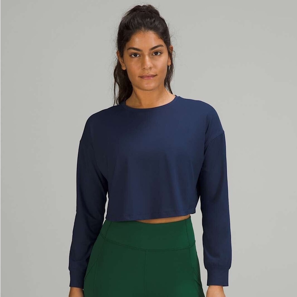 EUC Lululemon Muscle Love Cropped Long Sleeve - Night Sea (Navy) Size 6